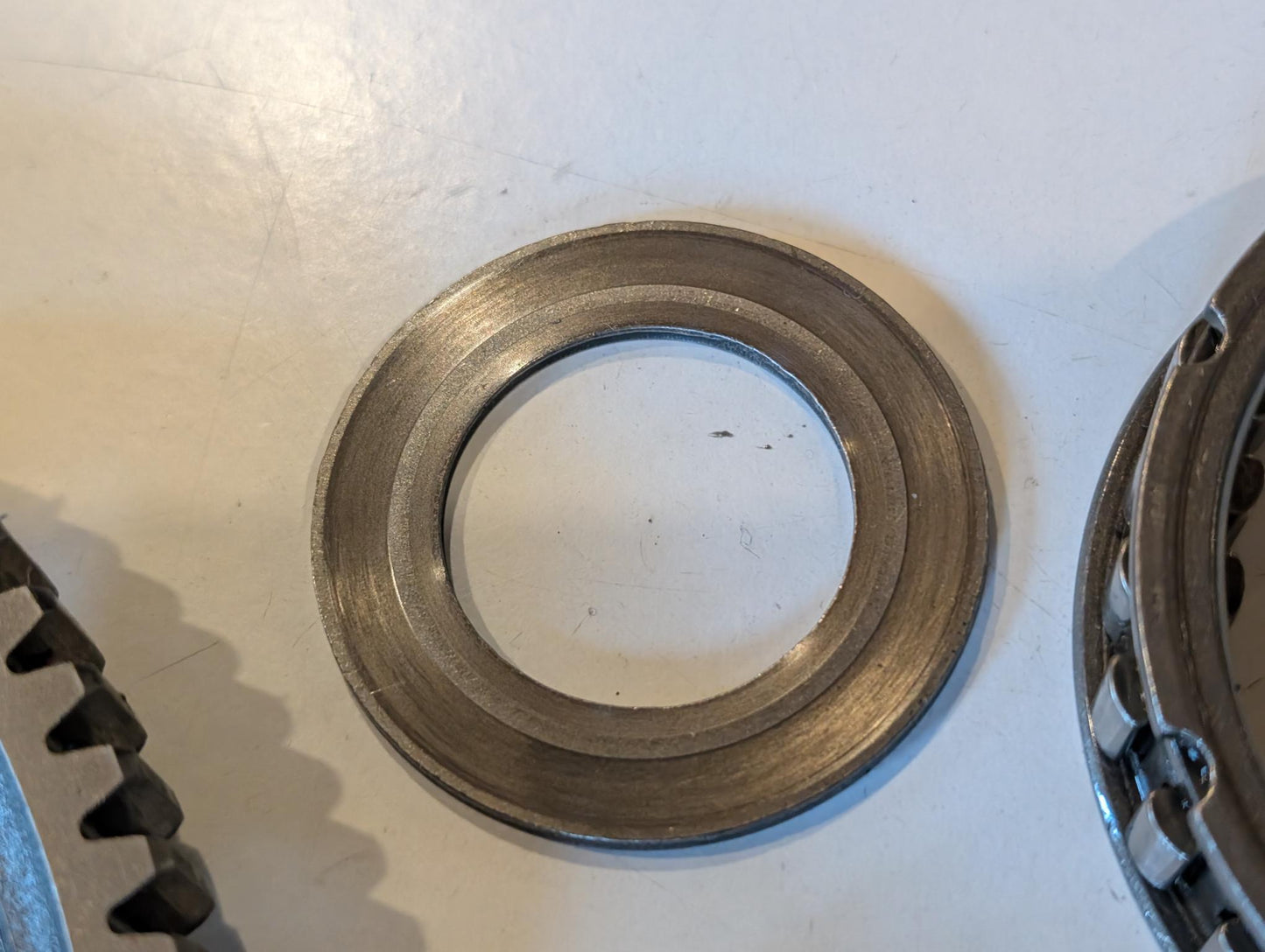 Yamaha XT600Z 1VJ 3AJ 3TB Anlasserfreilauf 1VJ-15590-00 3TB-15590-00 1VJ-15515-00 3TB-15515-00 Zahnrad Lager Einweglagerring Anlasser an Rotor, gebraucht