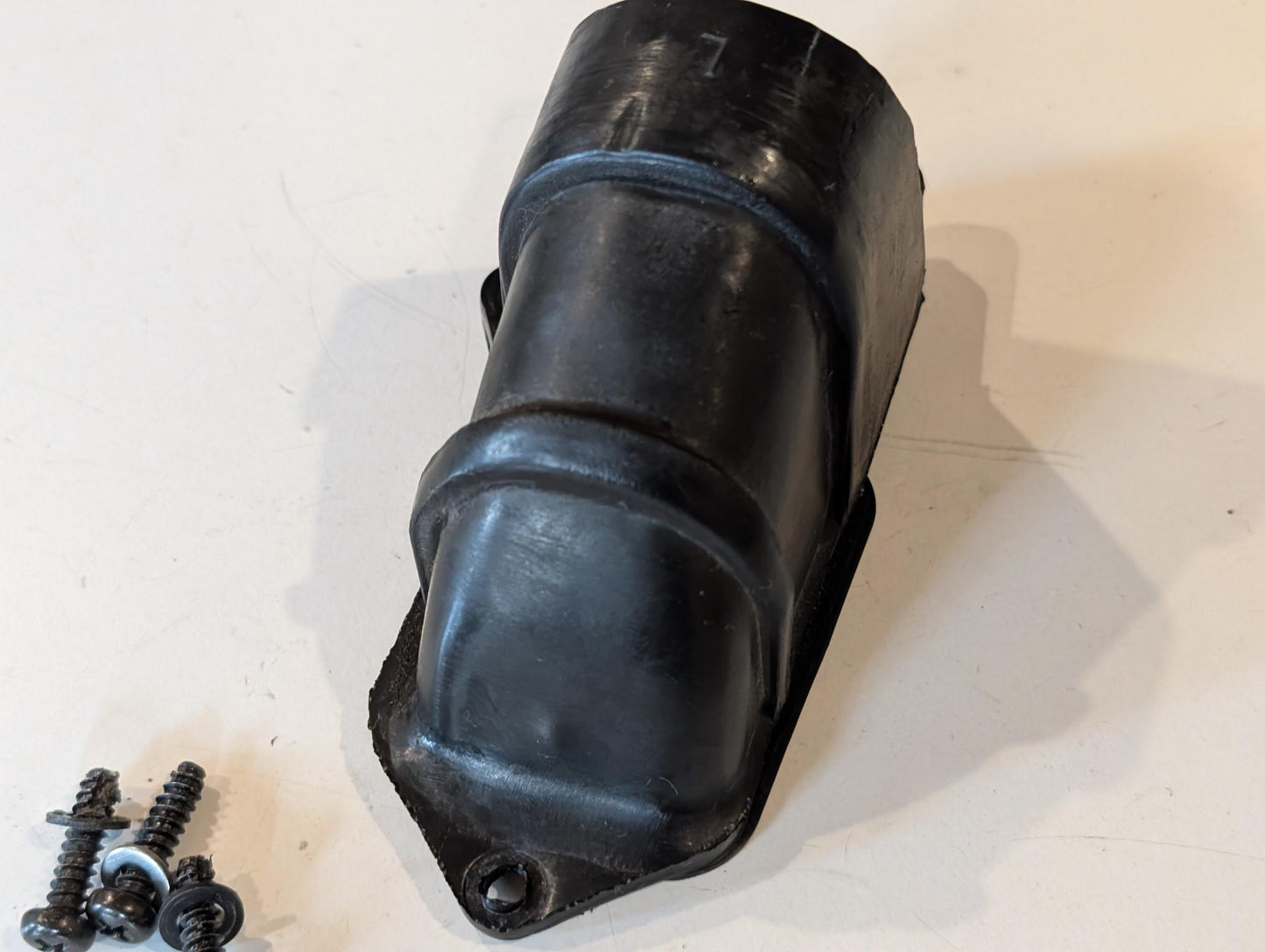 Yamaha XT600Z 1VJ Trichter Ansauggummi 1VJ-14469-00 links Luftfilterkasten mit Schrauben, gebraucht