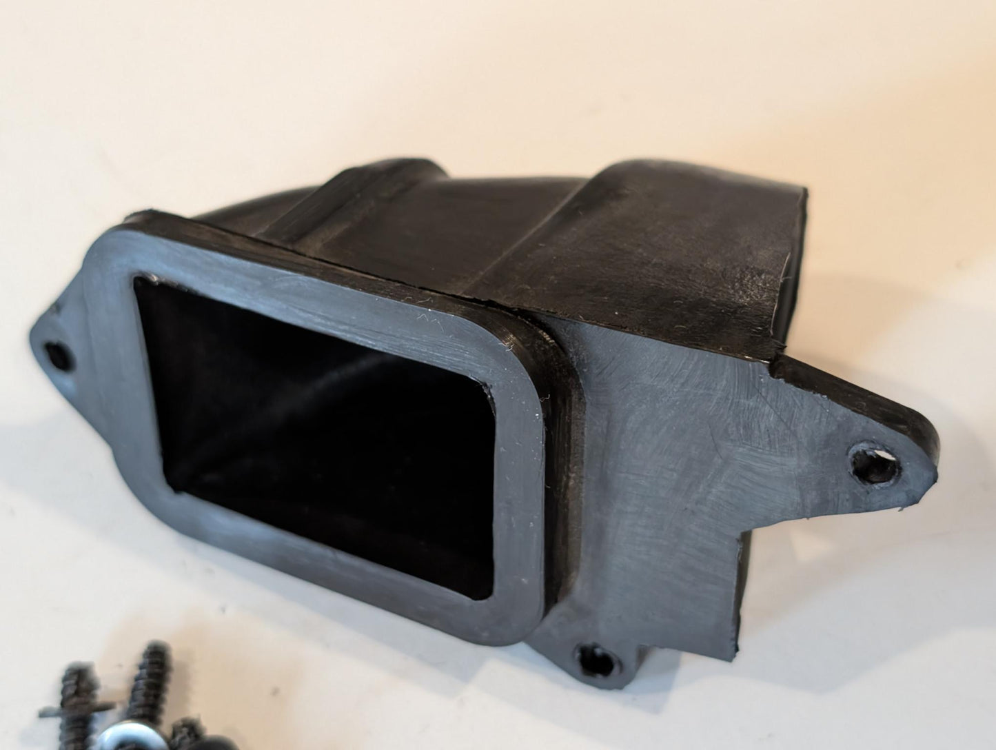 Yamaha XT600Z 1VJ Trichter Ansauggummi 1VJ-14469-00 links Luftfilterkasten mit Schrauben, gebraucht
