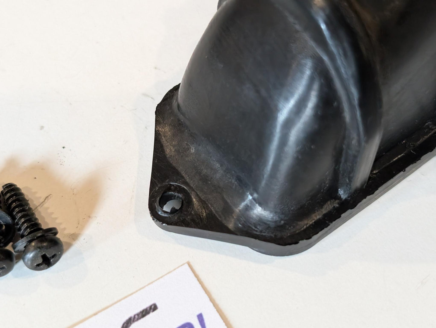 Yamaha XT600Z 1VJ Trichter Ansauggummi 1VJ-14479-00 rechts Luftfilterkasten mit Schrauben, gebraucht
