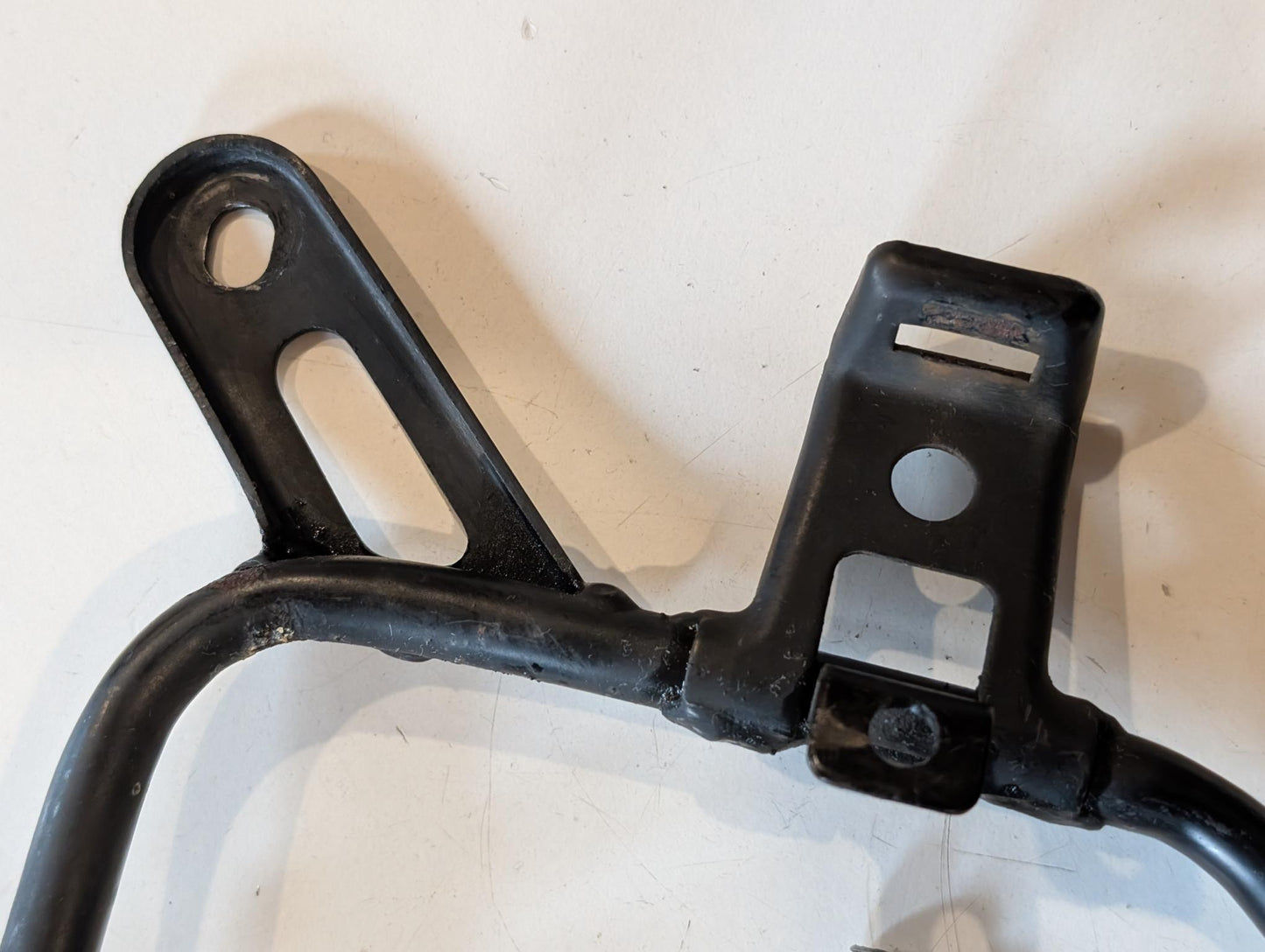 Yamaha XT600Z 1VJ Halterung Nebenrahmen 1VJ-23174-00 Scheinwerfer Instrumentenhalterung Geweih, gebraucht