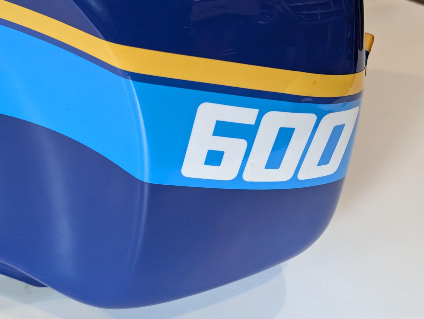 Yamaha XT600Z 1VJ Tank 1VJ-24110-00 nachlackiert, gebraucht