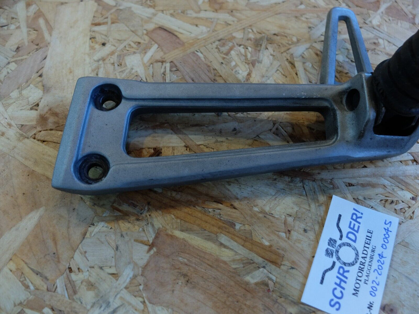 Yamaha XT600 2KF 2NF Fussrastenhalter Sozius hinten links Fussraste, gebraucht