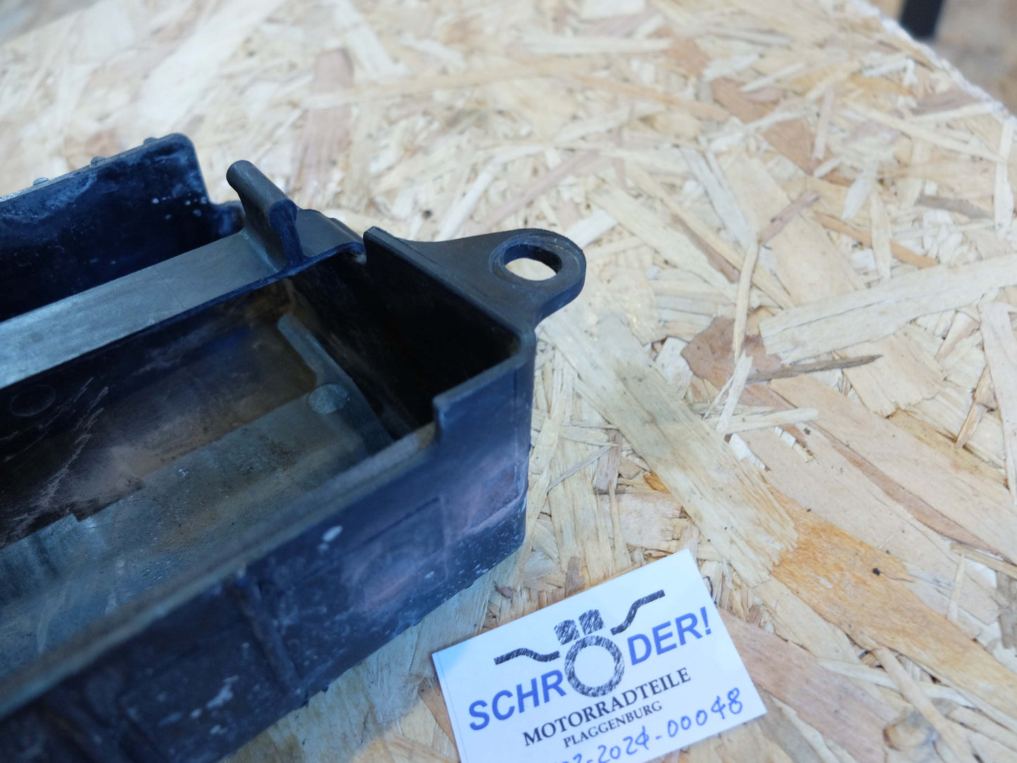 Yamaha XT600 2KF 2NF u.a. Original Batteriefach Batteriehalter, gebraucht