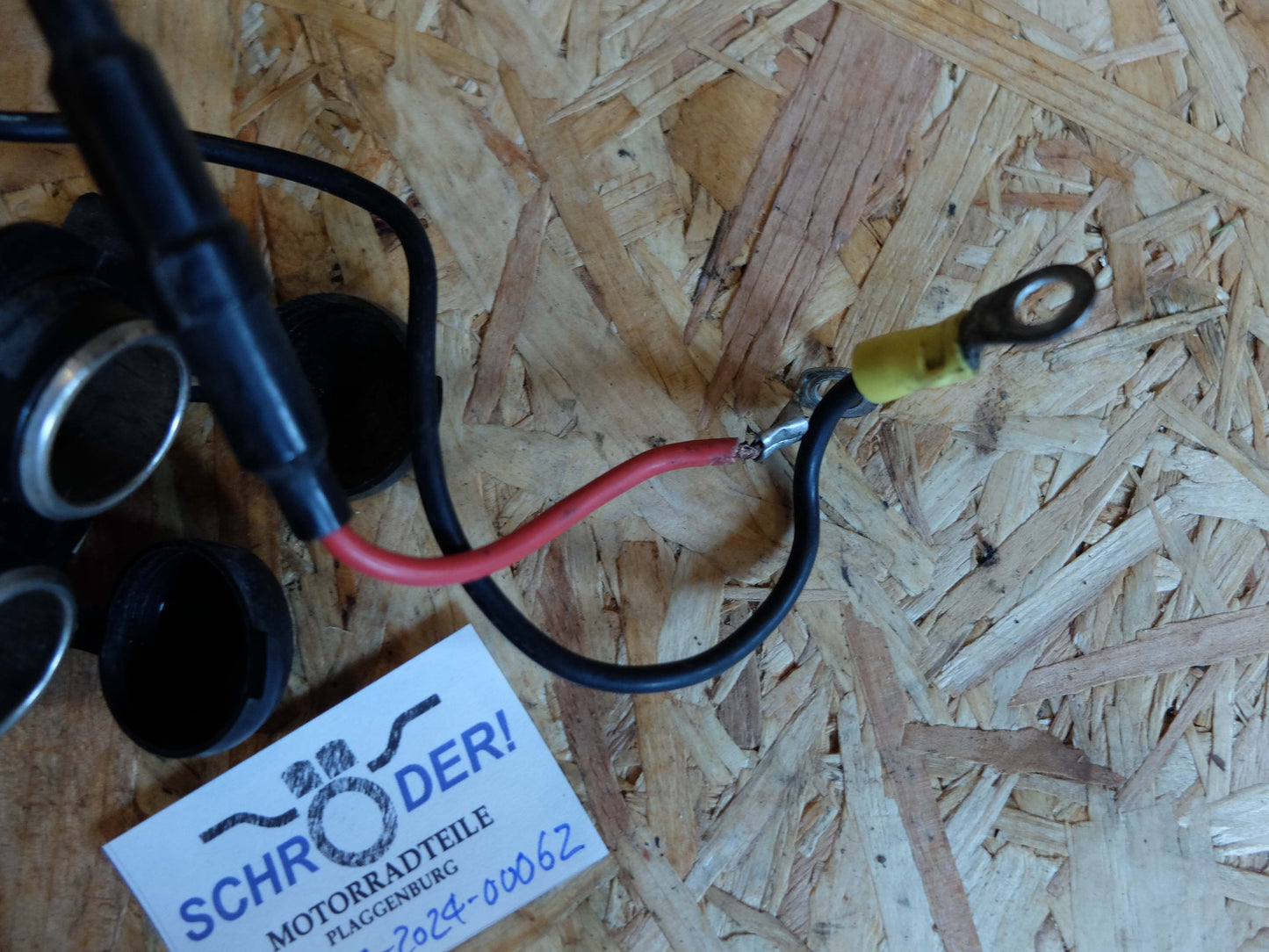 Universal 12V Doppelbuchse Zigarettenanzünderanschluss für Motorrad, gebraucht