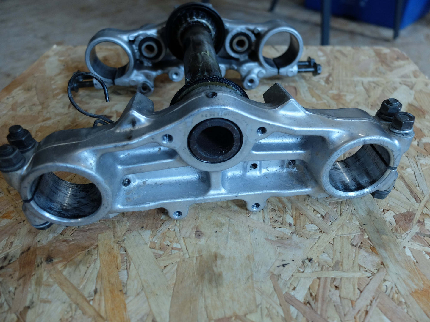 Yamaha XT600 2KF 2NF Gabelbrücke inkl. Gabelkrone und Lagern gebraucht