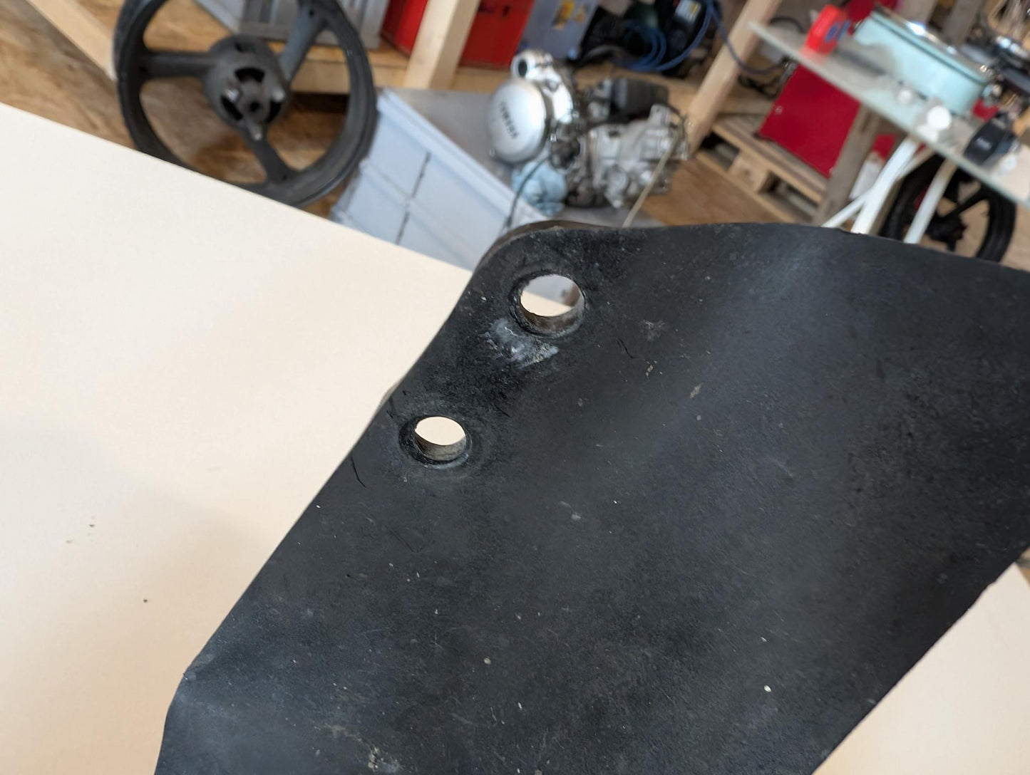 Yamaha TZR125 4FL Kotflügel Radabdeckung Spritzschutz vorne 4FL-21511-10