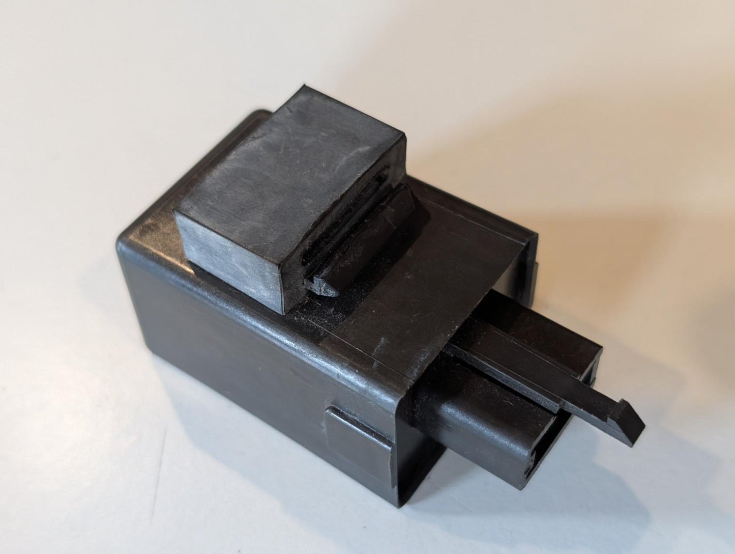 Yamaha GTS1000A 4BH Blinkerrelais 3YA-83350-00, gebraucht