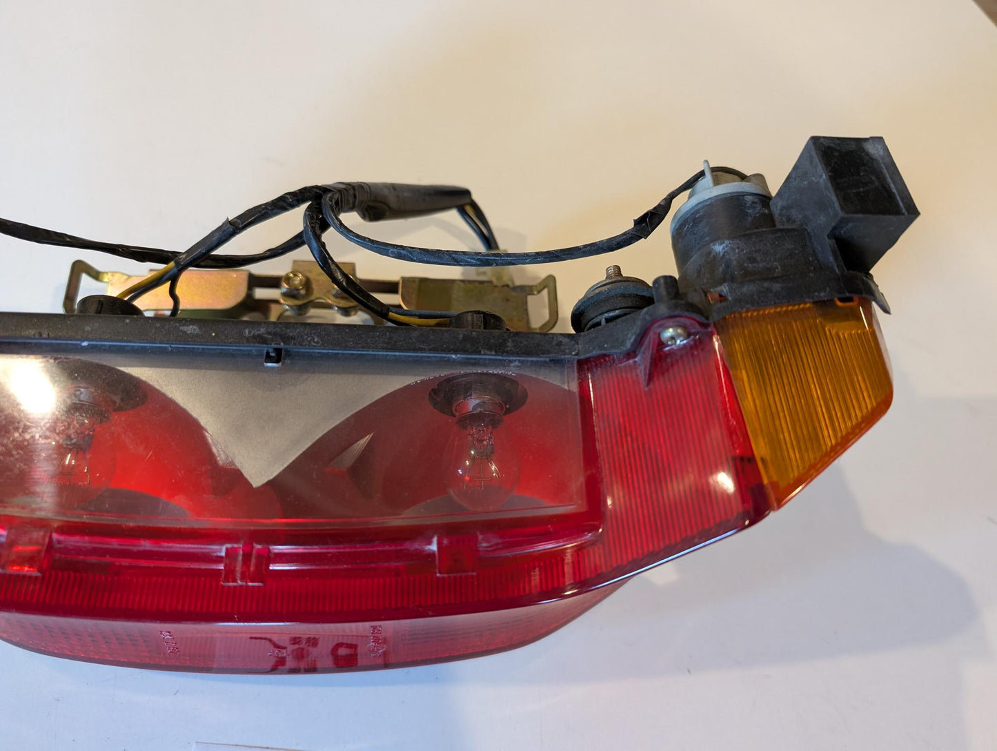 Yamaha GTS1000A 4BH Rücklicht Schlusslicht 4BH-84710-00 inkl. Halterung, gebraucht